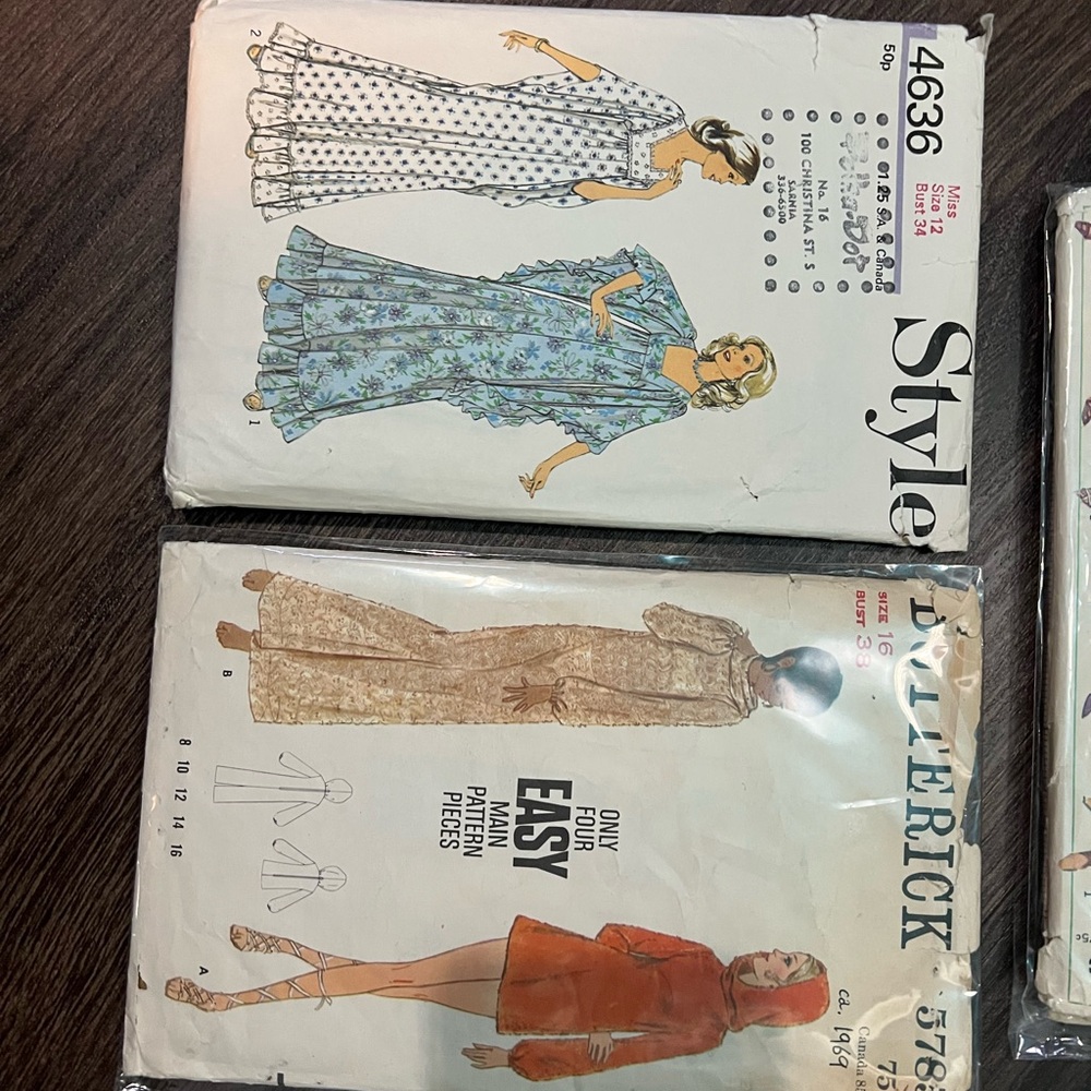 Vintage Sewing Pattern Collection - Picture 7 of 9